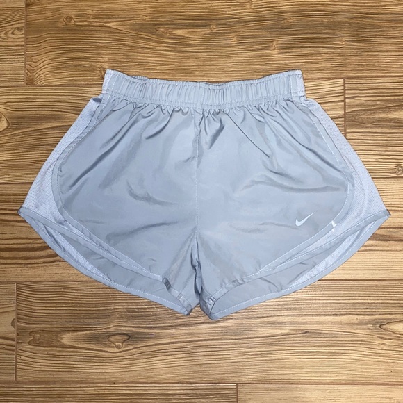 Nike Dri Fit Shorts - Picture 1 of 2